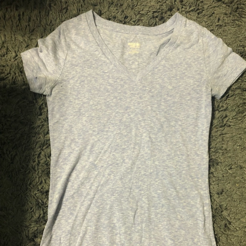 Mossimo V-Neck t-shirt